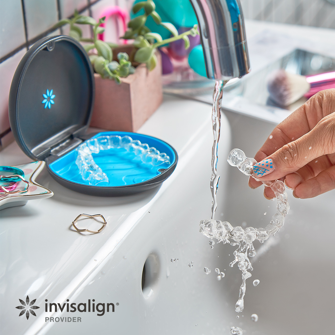 invisalign patients clean their aligners