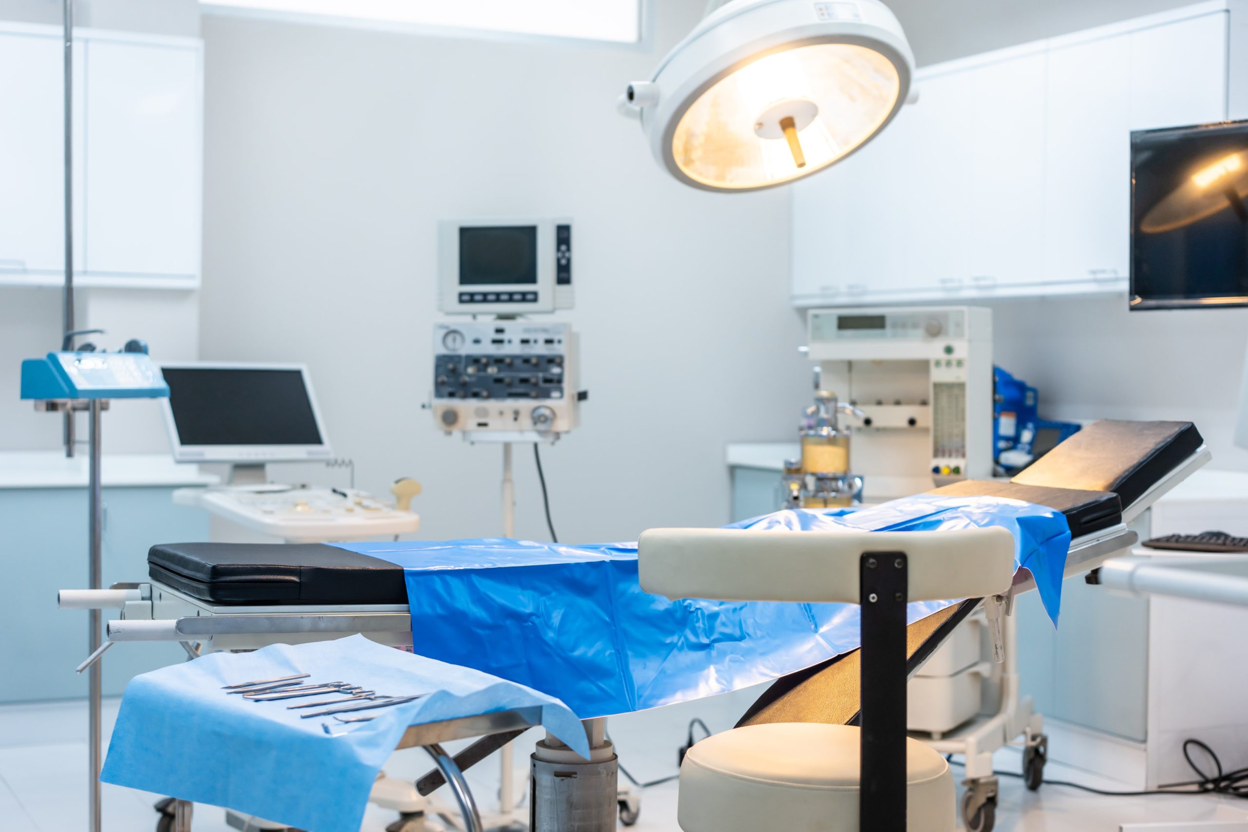 Surgical room where procedures for impacted canine teeth are performed