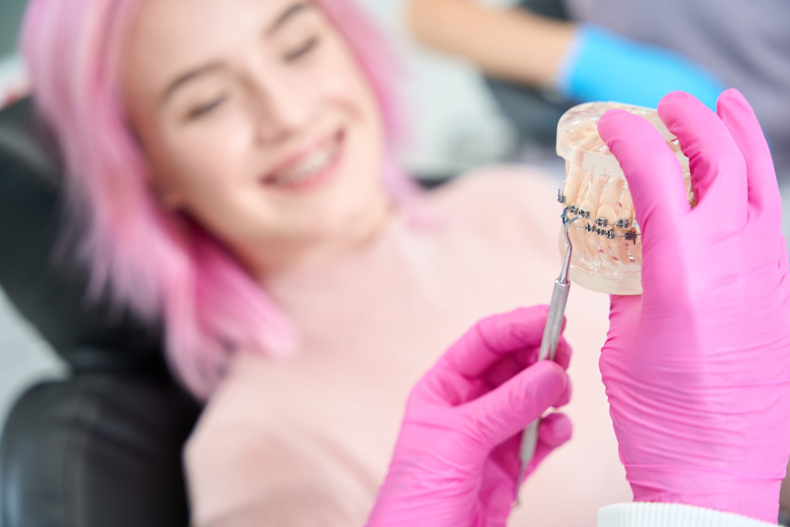 Explaining how orthodontic treatment works