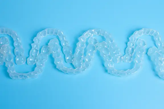 set of 4 removable retainers to maintain straighter teeth